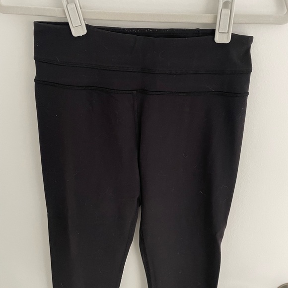 Lululemon skinny groove leggings in black, size 4 - Picture 2 of 8